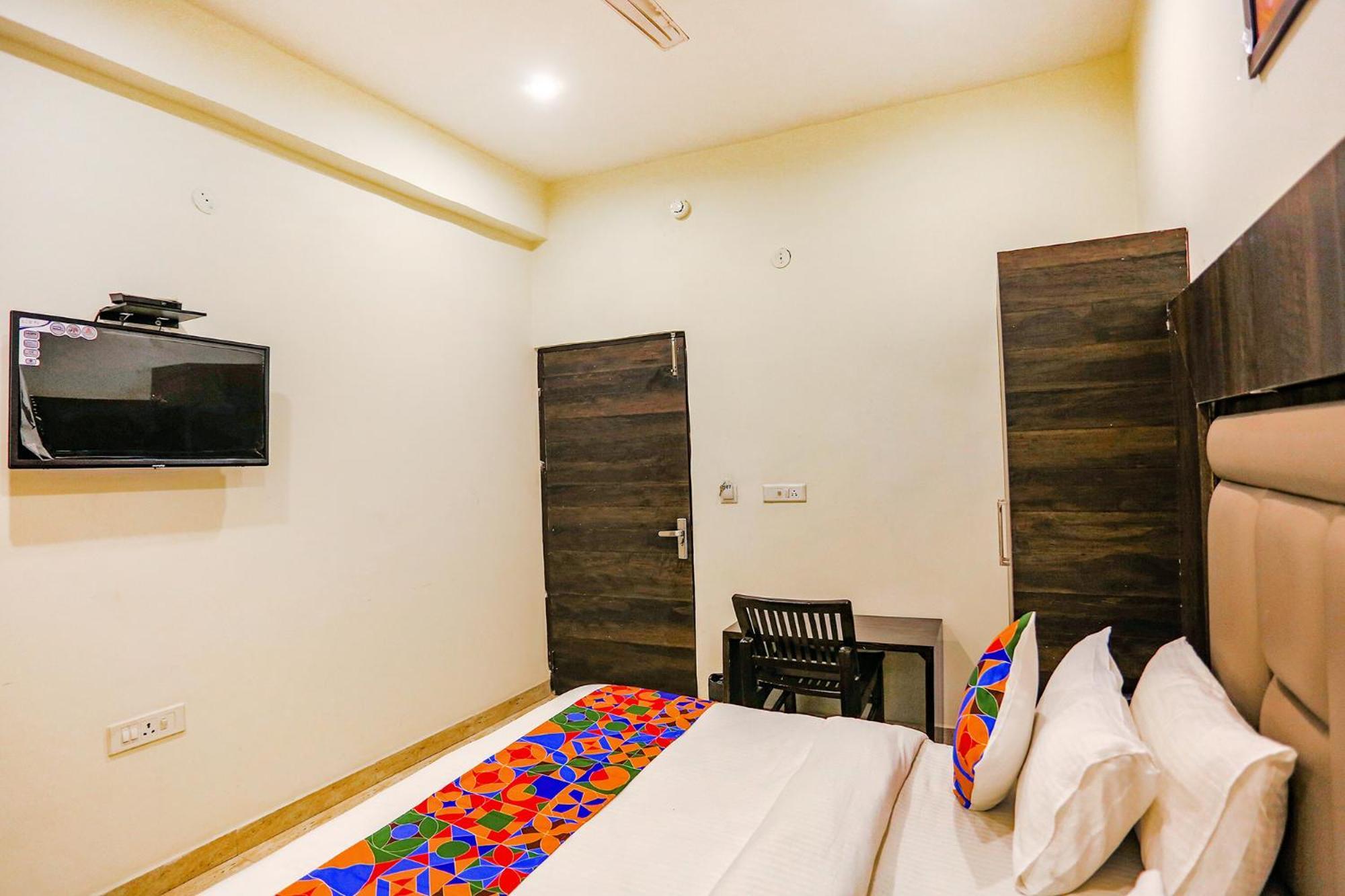 Fabhotel The Kiara Near Igi Delhi Airport نيودلهي المظهر الخارجي الصورة