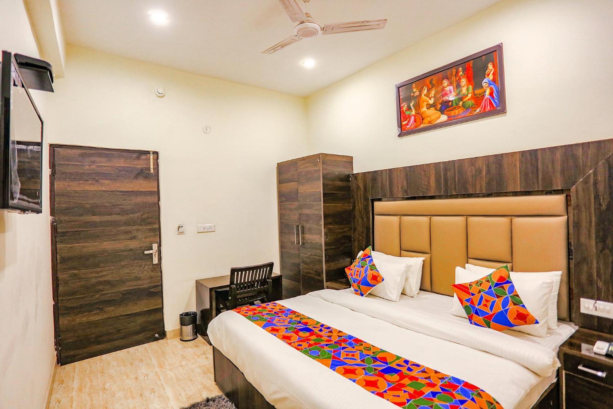 Fabhotel The Kiara Near Igi Delhi Airport نيودلهي المظهر الخارجي الصورة
